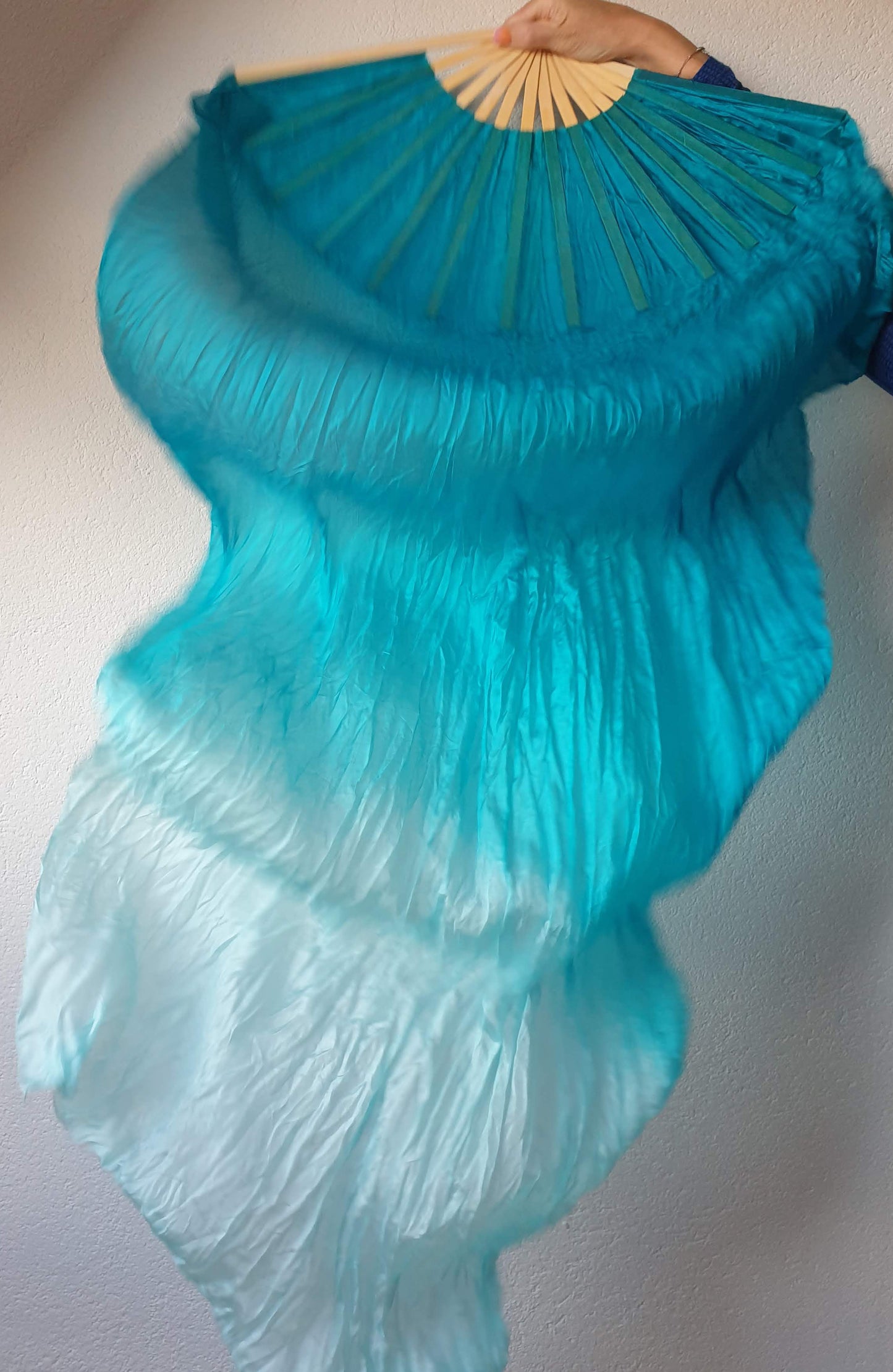 Zijde sluierwaaier in blauwgroen 150cm