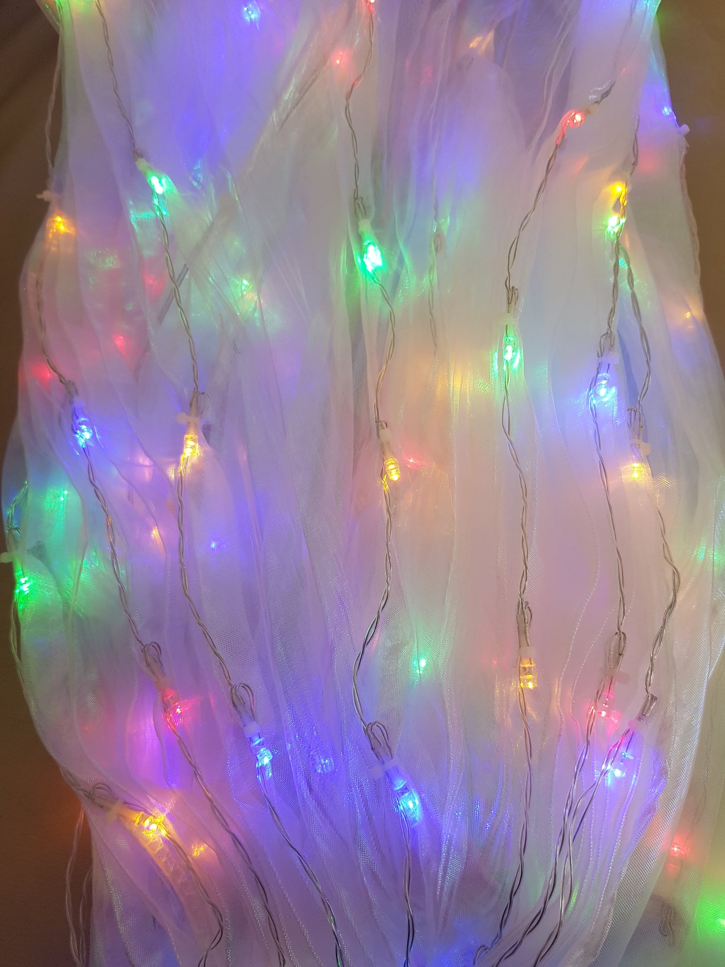 Isis Wings organza met led lights in verschillende kleuren