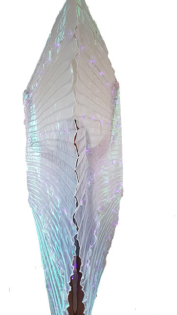 Isis Wings organza (doorschijnend) in wit parelmoer met paarse led lights