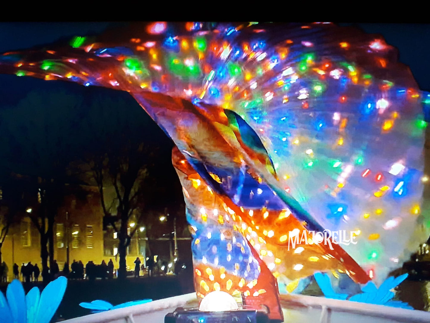 Isis Wings organza met led lights in verschillende kleuren