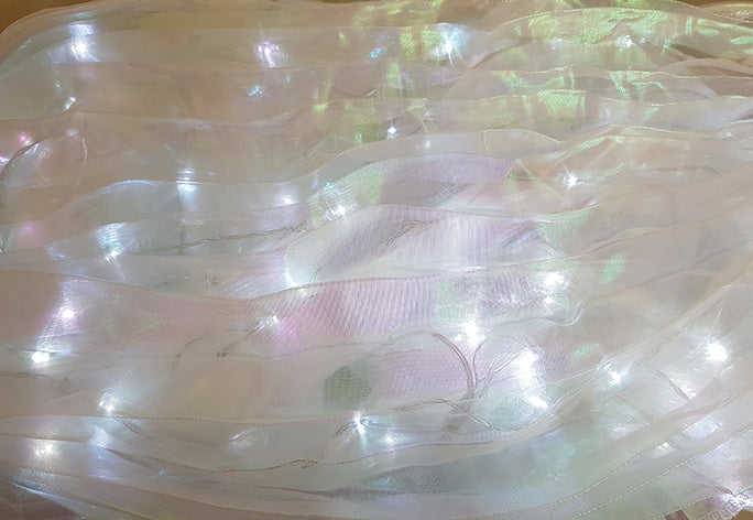 Isis Wings organza met witte led lights